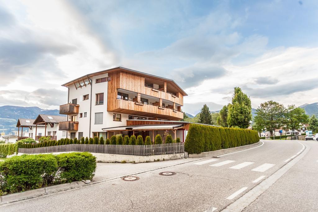 Residence Aichner Brunico Exterior foto